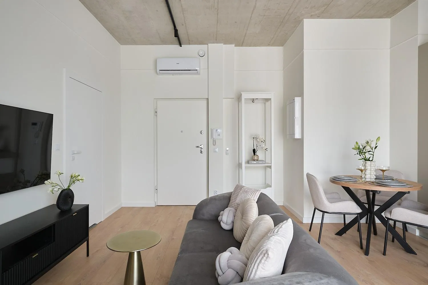 River Premium Apartment A Wrocław